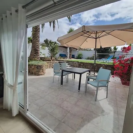 Casa Sandra, Private Saltwater Pool&garden Lägenhet *