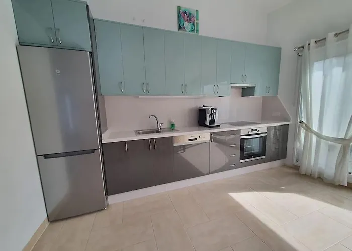 Appartement Casa Sandra, Private Saltwater Pool And Garden