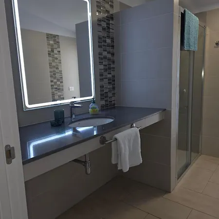 Casa Sandra, Private Saltwater Pool And Garden *