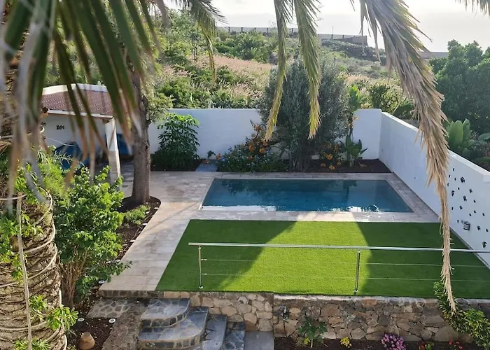 Casa Sandra, Private Saltwater Pool And Garden *