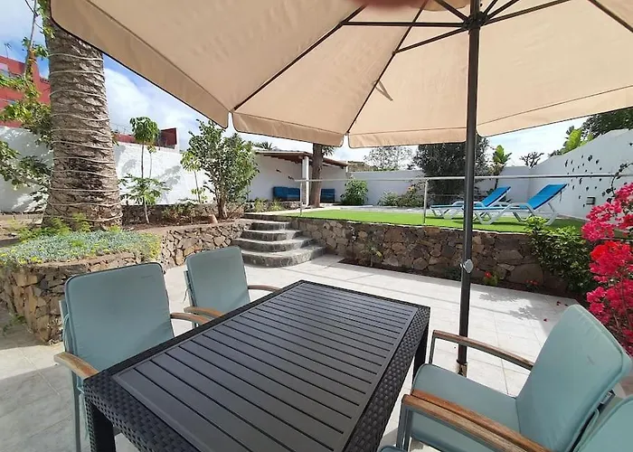 Casa Sandra, Private Saltwater Pool And Garden 塔科龙特